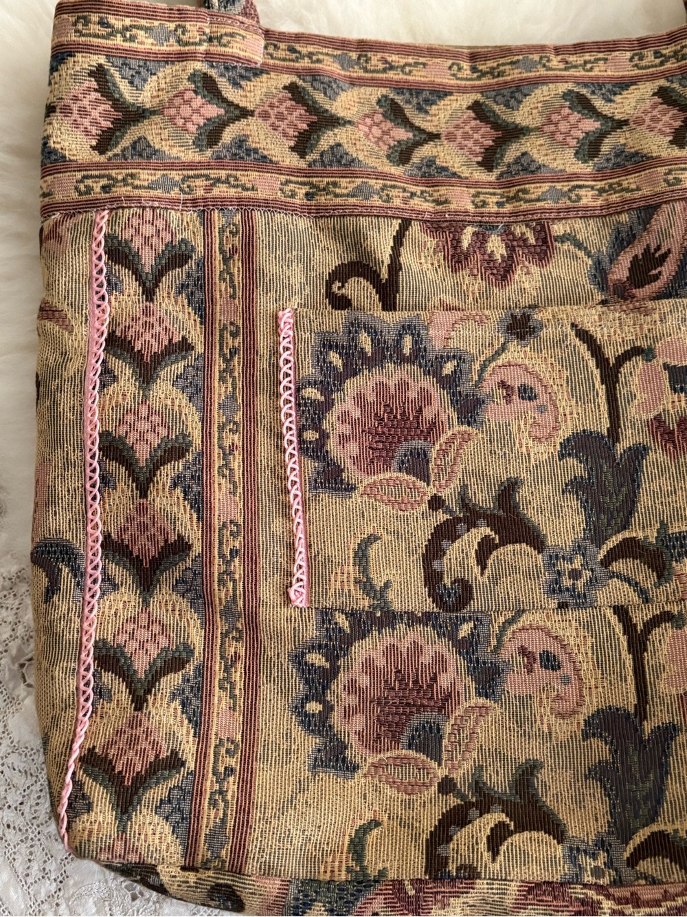 Floral Woven Tapestry Tote Bag in Pink & Tan - Picture 2 of 9